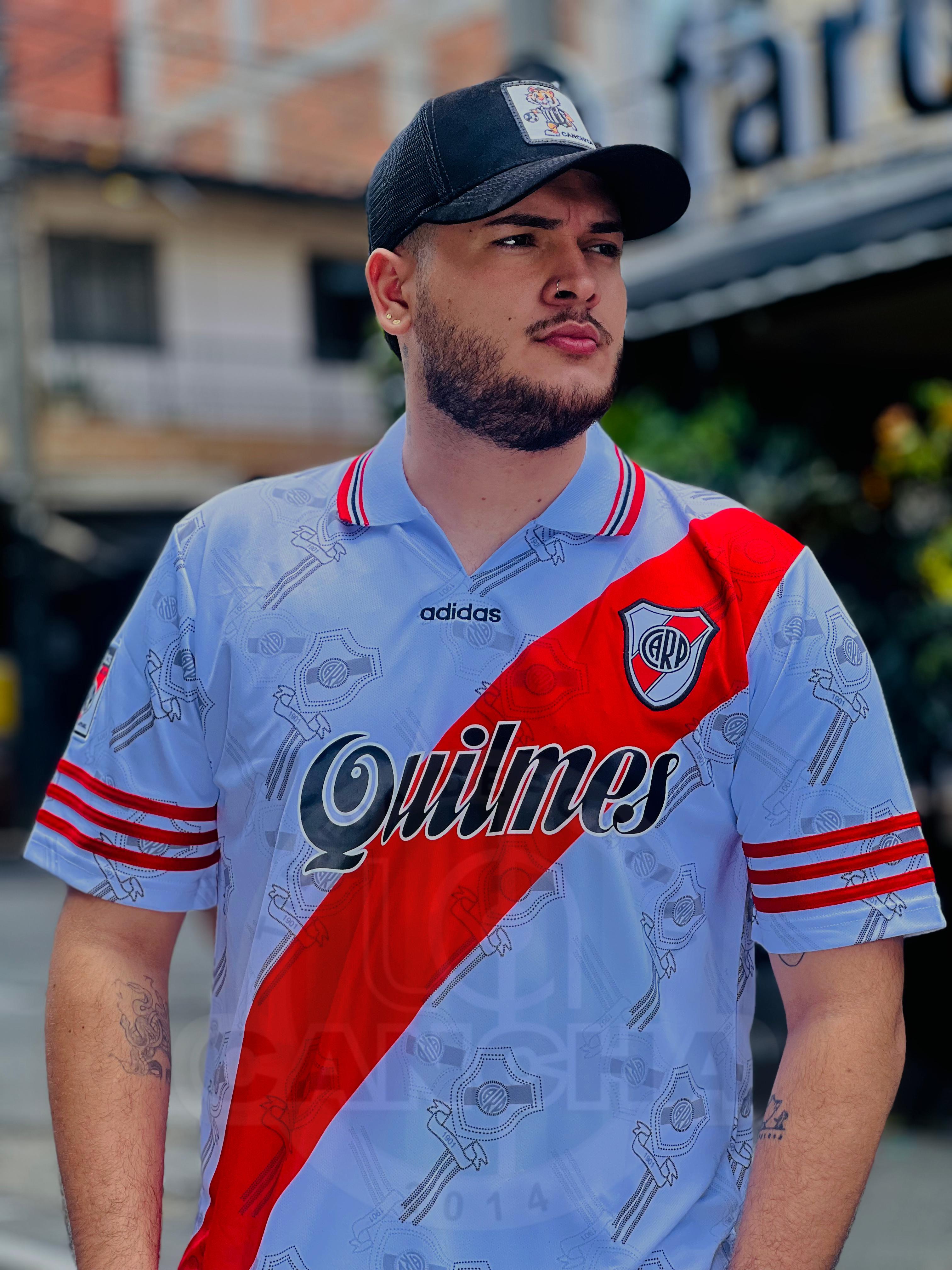 CAMISETA RIVER PLATE RETRO LOCAL 1996/1997