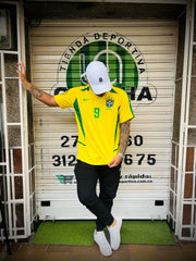 CAMISETA BRASIL RETRO LOCAL 2002