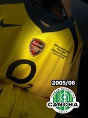 CAMISETA ARSENAL RETRO VISITANTE 2005/2006