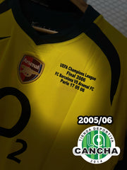 CAMISETA ARSENAL RETRO VISITANTE 2005/2006