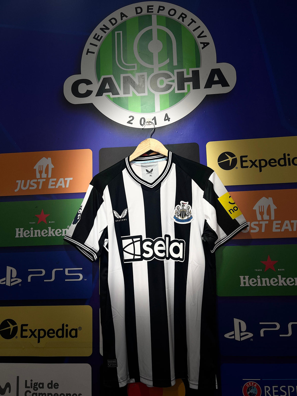 CAMISETA NEWCASTLE LOCAL 2024/2025