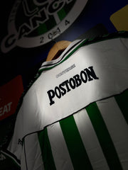 CAMISETA NACIONAL RETRO VISITANTE CONVERSE 2001