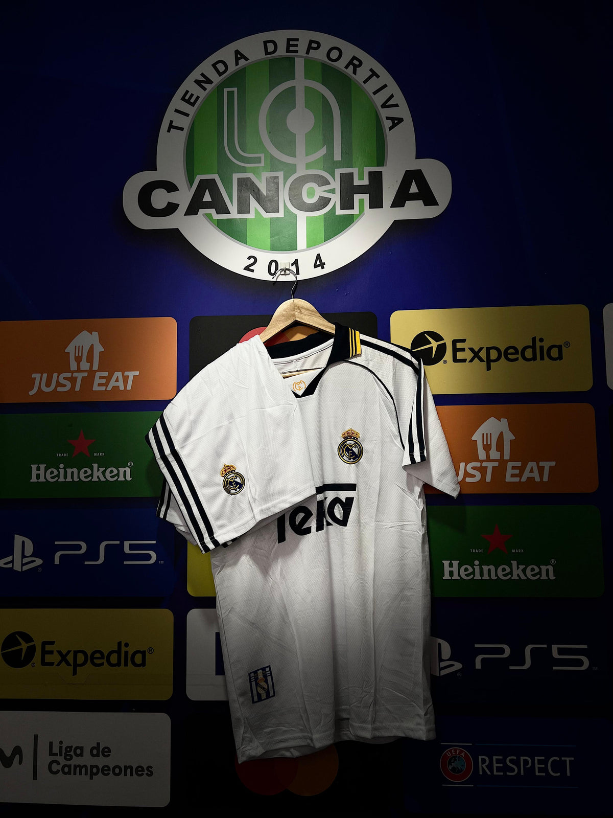 CAMISETA REAL MADRID RETRO LOCAL1998/2000