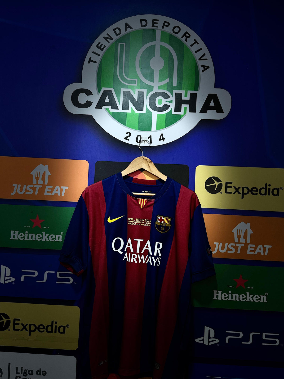 CAMISETA BARCELONA LOCAL RETRO 2015