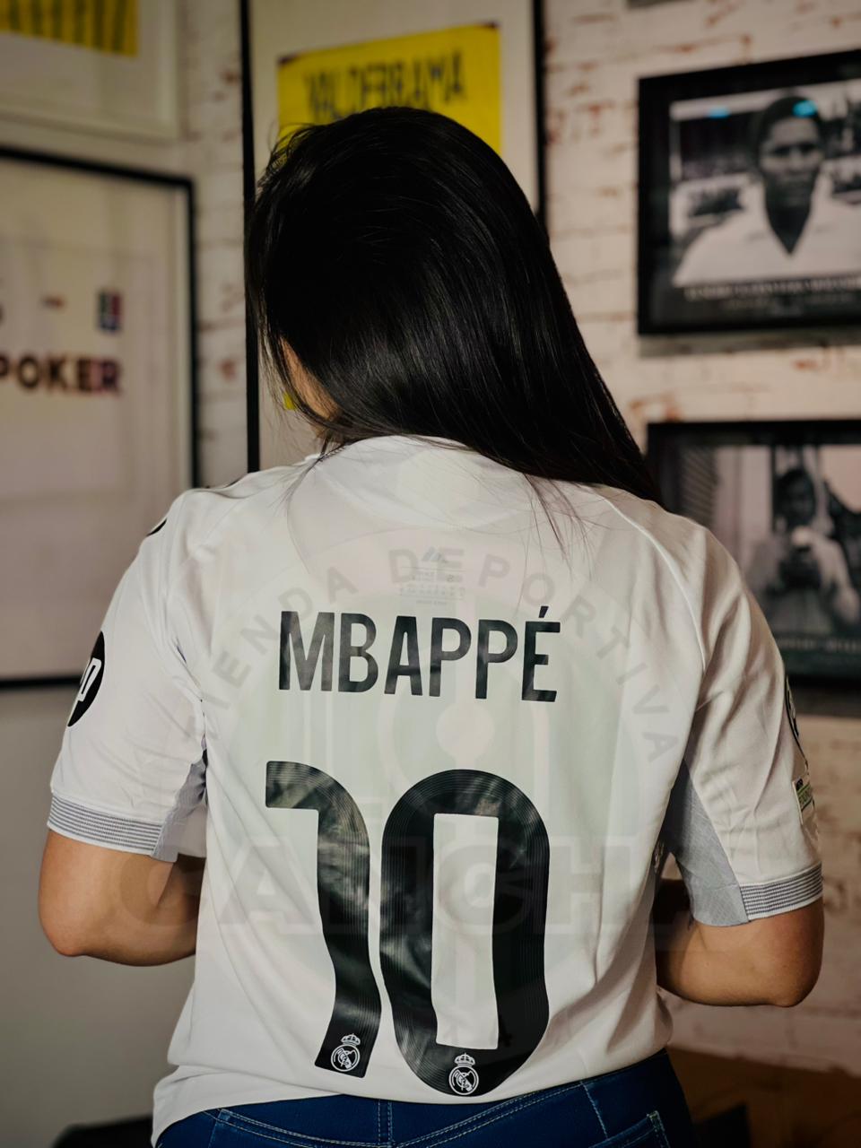 CAMISETA REAL MADRID LOCAL 2025-2026 PARCHE CHAMPIONS