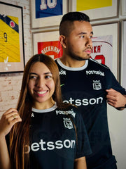CAMISETA NACIONAL ENTRENAMIENTO NEGRA VERSION FAN 2026