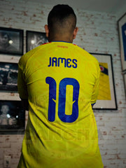 CAMISETA COLOMBIA LOCAL CON PARCHES 2026