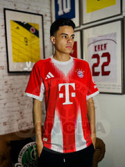 CAMISETA BAYERN MUNCHEN LOCAL PLAYER 2025/2026