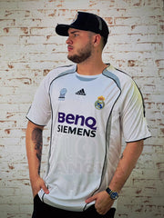 CAMISETA REAL MADRID LOCAL RETRO 2006/2007