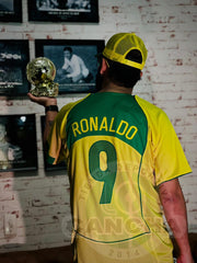 CAMISETA RETRO BRASIL LOCAL 2004