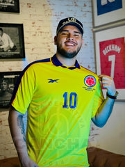 CAMISETA COLOMBIA 1998 LOCAL CON PARCHES