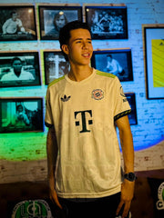 CAMISETA BAYERN MUNICH OKTOBERFEST 2025