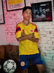 CONJUNTO SELECCION COLOMBIA LOCAL 1990 NIÑO