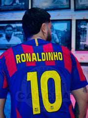CAMISETA BARCELONA RETRO LOCAL 2005/2006