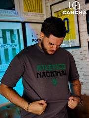CAMISETA ATLETICO NACIONAL TIPOGRAFIA CHINA GRIS