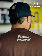 CAMISETA ATLETICO NACIONAL CONTORNO DE ESCUDO (CAFÉ)