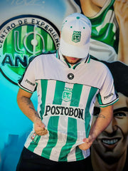 CAMISETA NACIONAL RETRO VISITANTE CONVERSE 2001