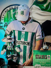 CAMISETA NACIONAL RETRO VISITANTE CONVERSE 2001