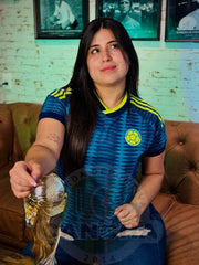 CAMISETA SELECCION COLOMBIA DAMA VISITANTE 2026