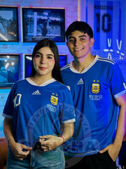 CAMISETA ARGENTINA RETRO VISITANTE 2010