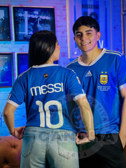 CAMISETA ARGENTINA RETRO VISITANTE 2010