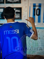 CAMISETA ARGENTINA RETRO VISITANTE 2010