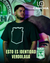 CAMISETA ATLETICO NACIONAL CONTORNO DE ESCUDO VERDE