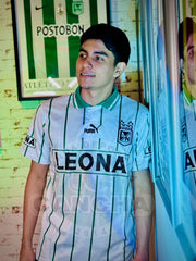 CAMISETA NACIONAL RETRO VISITANTE 1997