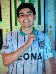 CAMISETA NACIONAL RETRO VISITANTE 1997