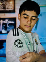 CAMISETA REAL MADRID RETRO LOCAL 2015/2016