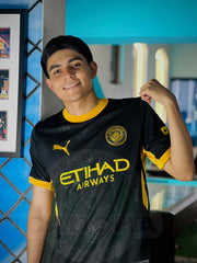 MANCHESTER CITY VISITA HAALAND 2026/2027