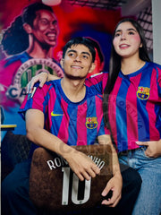 CAMISETA BARCELONA RETRO LOCAL 2005/2006