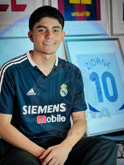 CAMISETA REAL MADRID VISITANTE 2004-2005