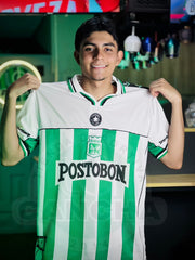 CAMISETA NACIONAL RETRO VISITANTE CONVERSE 2001