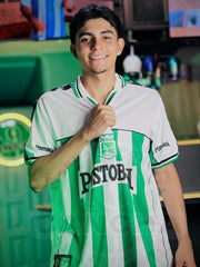 CAMISETA NACIONAL RETRO VISITANTE CONVERSE 2001
