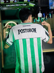 CAMISETA NACIONAL RETRO VISITANTE CONVERSE 2001