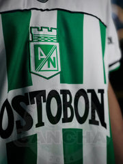 CAMISETA NACIONAL RETRO VISITANTE CONVERSE 2001