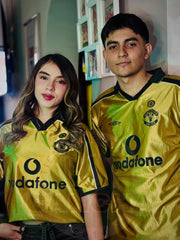 CAMISETA MANCHESTER UNITED RETRO CENTENARIO 2001/2002