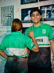 CAMISETA NACIONAL RETRO LOCAL TIPO POLO 2001