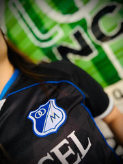 CAMISETA MILLONARIOS RETRO TERCERA 2001
