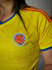 CAMISETA SELECCION COLOMBIA LOCAL DAMA 2026