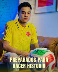 CAMISETA SELECCION COLOMBIA TIPO POLO AMARILLA 2026