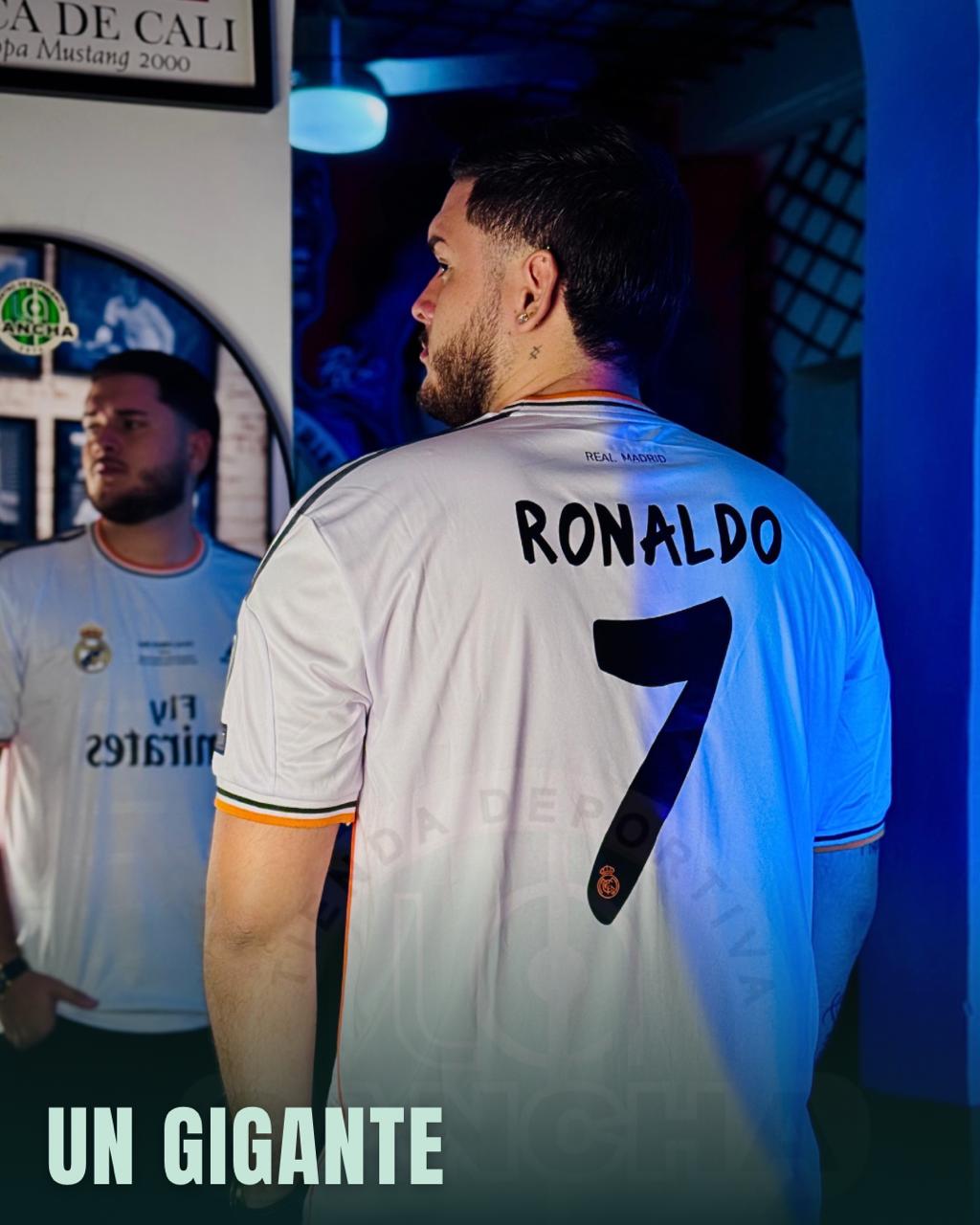 CAMISETA REAL MADRID RETRO 2014
