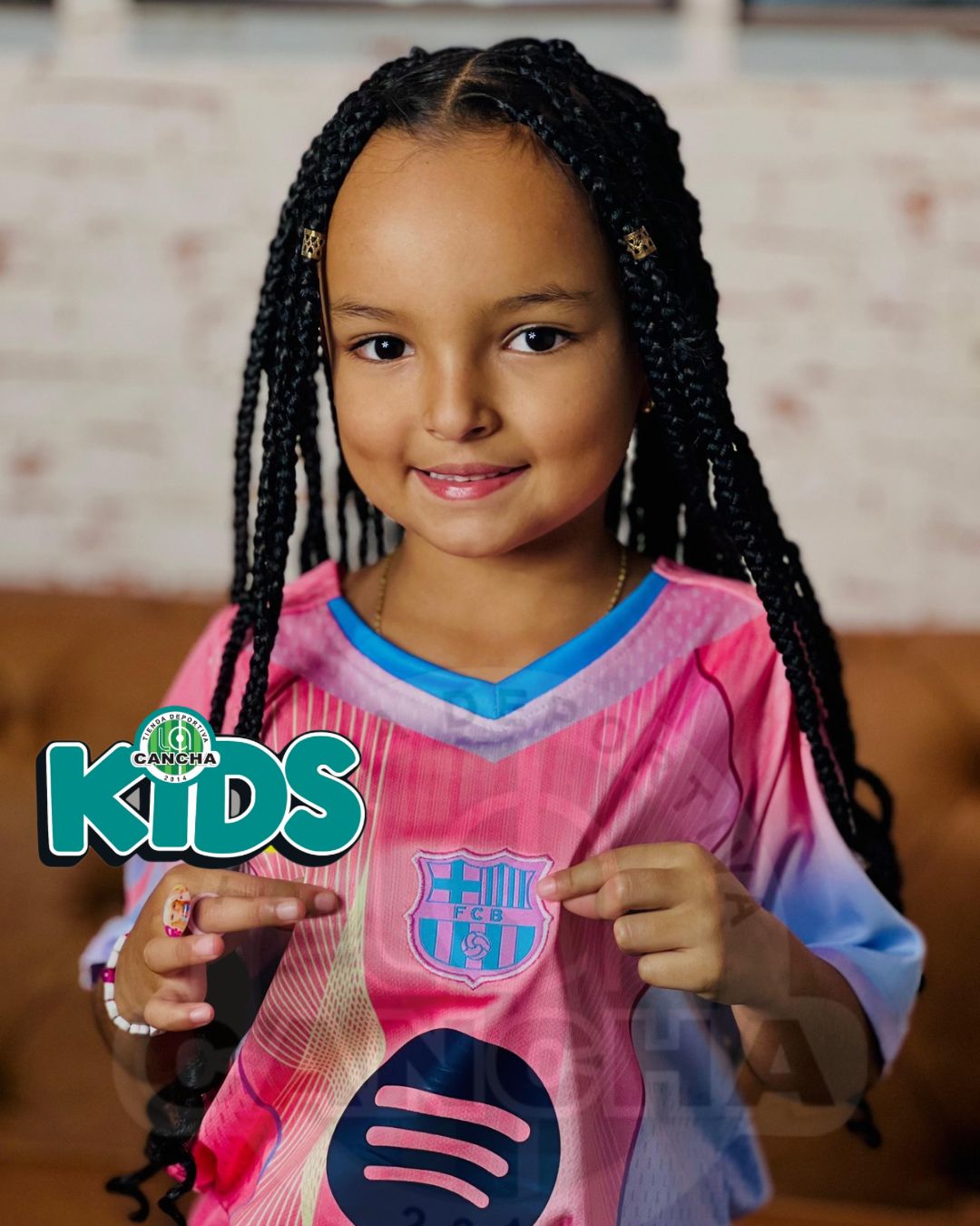 CONJUNTO BARCELONA VERSION ESPECIAL ROSADA 2025 KIDS