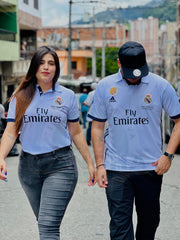 CAMISETA REAL MADRID RETRO LOCAL 2016/2017