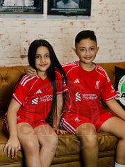 CONJUNTO LIVERPOOL LOCAL 2025/2026 KIDS