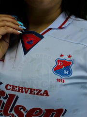 CAMISETA DIM RETRO VISITATE 2001