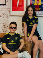CONJUNTO MANCHESTER UNITED TERCERA 2025/2026 NIÑO