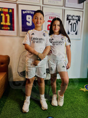 CONJUNTO REAL MADRID LOCAL 2025/2026 NIÑO