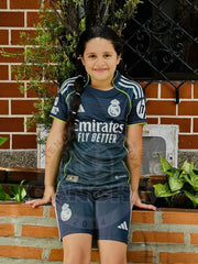 CAMISETA REAL MADRID VISITANTE 2025 KIDS